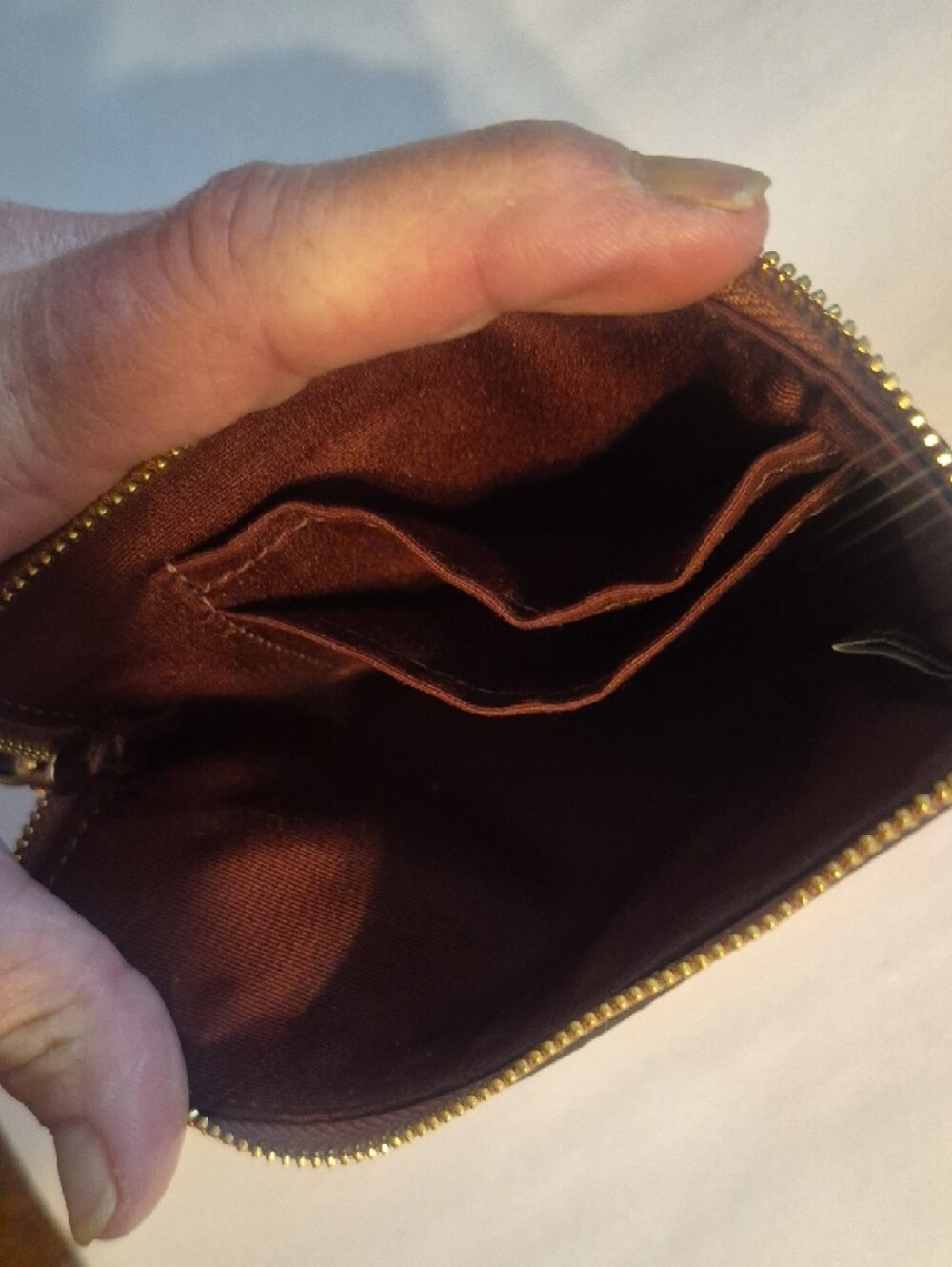 Coach Pebbled Leather Wristlet in Wine Red - Picture 8 of 9